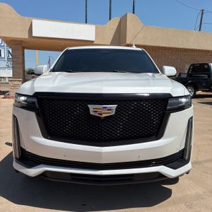 صورة 14 لـ 2021 Cadillac ESCALADE ESV SPORT