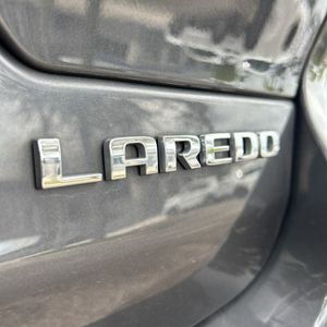 2023 JEEP GRAND CHEROKEE LAREDO — миниатюра 23