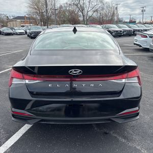 HYUNDAI ELANTRA SEL - 7