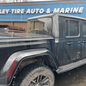 JEEP GLADIATOR HIGH ALTITUDE - 9