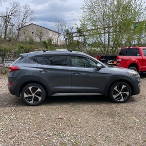 HYUNDAI TUCSON SPORT - 10