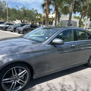 2019 Mercedes-BENZ E-CLASS — фото 2