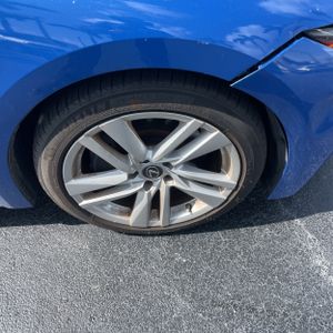 2022 Lexus IS 300 BASE — миниатюра 20