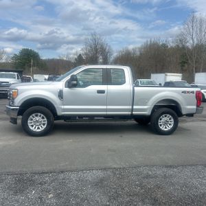 FORD F-250 SUPER DUTY XL - 3