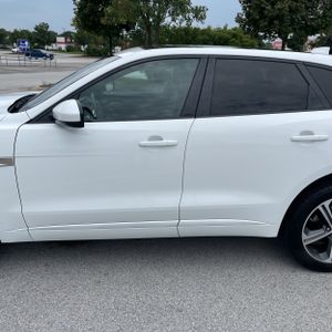 2017 Jaguar F-PACE S — фото 4