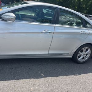 صورة 4 لـ 2011 Hyundai SONATA LIMITED