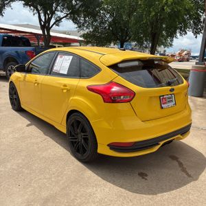 FORD FOCUS ST - 5