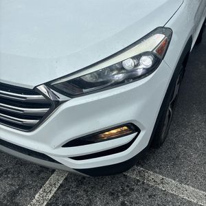 2017 Hyundai TUCSON LIMITED — фото 56