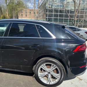 AUDI Q8 PREMIUM PLUS - 6