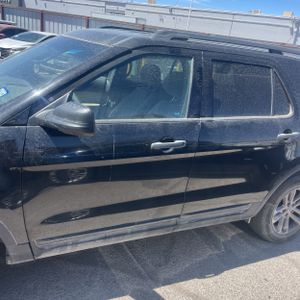 FORD EXPLORER BASE - 4