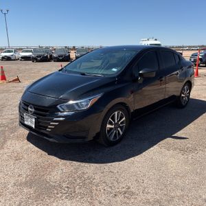 Nissan Versa 1.6 SV Xtronic CVT - 1