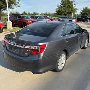 TOYOTA CAMRY HYBRID XLE - 8