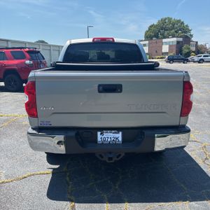 صورة 7 لـ 2016 Toyota TUNDRA SR5