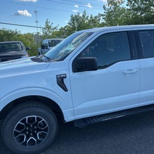 FORD F-150 XLT - 2