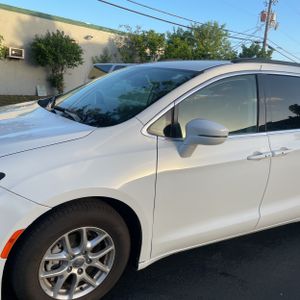 2022 Chrysler PACIFICA TOURING L — фото 2