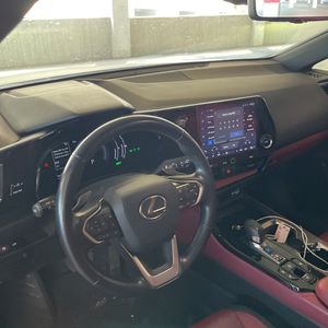 2024 Lexus NX 350H PREMIUM thumbnail 35