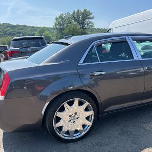 صورة 9 لـ 2015 Chrysler 300 LIMITED