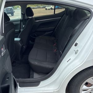 2019 Hyundai ELANTRA SE thumbnail 34