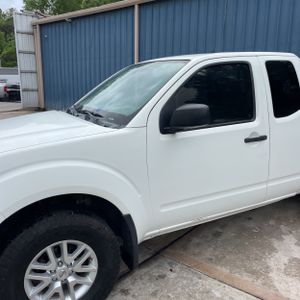 NISSAN FRONTIER SV-I4 - 2