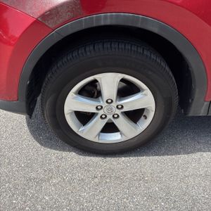 صورة مصغرة 17 لـ 2013 Toyota RAV4 XLE