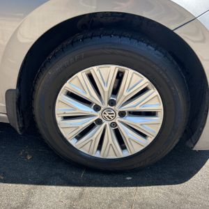 صورة مصغرة 20 لـ 2020 Volkswagen JETTA S