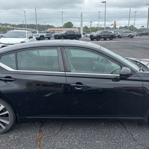 2019 Nissan ALTIMA 2.5 SR 缩略图 11