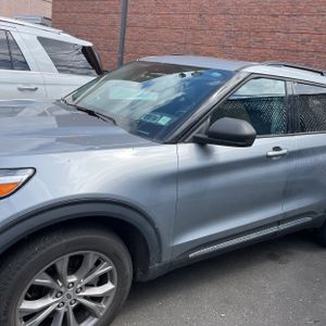 FORD EXPLORER XLT - 2