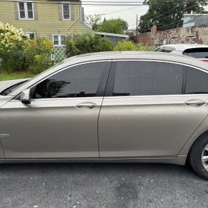 2015 BMW 750LI — фото 4