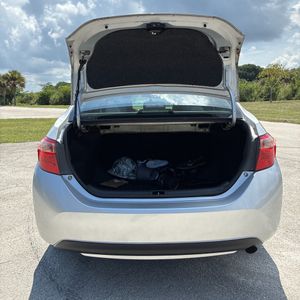 صورة مصغرة 42 لـ 2019 Toyota COROLLA LE