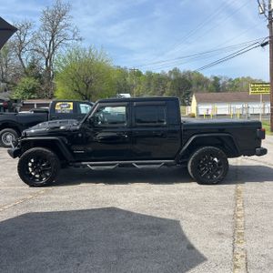 JEEP GLADIATOR HIGH ALTITUDE - 3