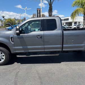 FORD F350SD XLT - 4