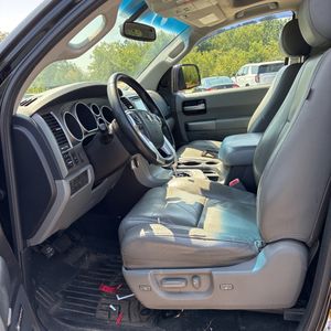 2015 Toyota SEQUOIA LIMITED — фото 28