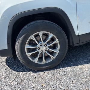 صورة مصغرة 17 لـ 2019 JEEP CHEROKEE LATITUDE PLUS