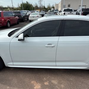 AUDI A4 2.0T PREMIUM - 4