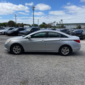 HYUNDAI SONATA GLS - 3