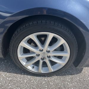 2015 Toyota AVALON LIMITED thumbnail 19