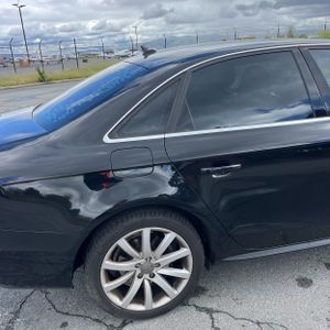 AUDI A4 2.0T PREMIUM - 9