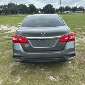 2018 Nissan SENTRA S — фото 7