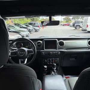 صورة مصغرة 38 لـ 2019 JEEP WRANGLER SAHARA