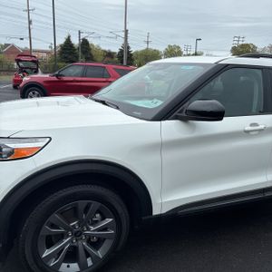 FORD EXPLORER XLT - 2