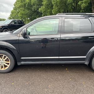 2017 Dodge JOURNEY SXT — фото 4