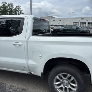 صورة 6 لـ 2022 Chevrolet SILVERADO 1500 LT