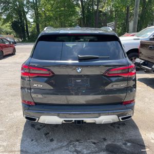 BMW X5 SDRIVE40I - 7