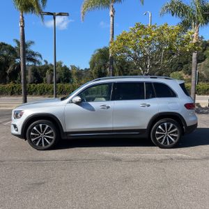 MERCEDES-BENZ GLB - 3