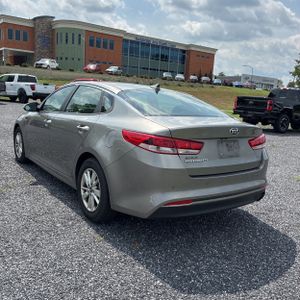 2018 KIA OPTIMA LX 照片 5