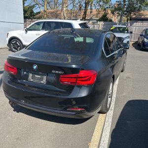 BMW 330I XDRIVE - 8
