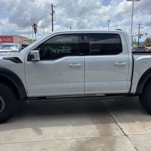 FORD F-150 RAPTOR - 4