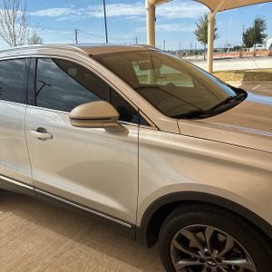 2017 Lincoln MKC SELECT 照片 13