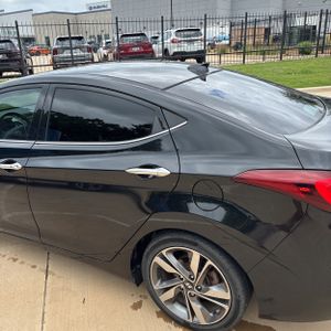HYUNDAI ELANTRA LIMITED - 6