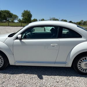 VOLKSWAGEN BEETLE 2.5L PZEV - 4